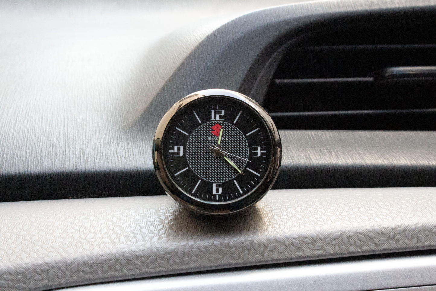 Suzuki Dashboard/AC Vent Clock