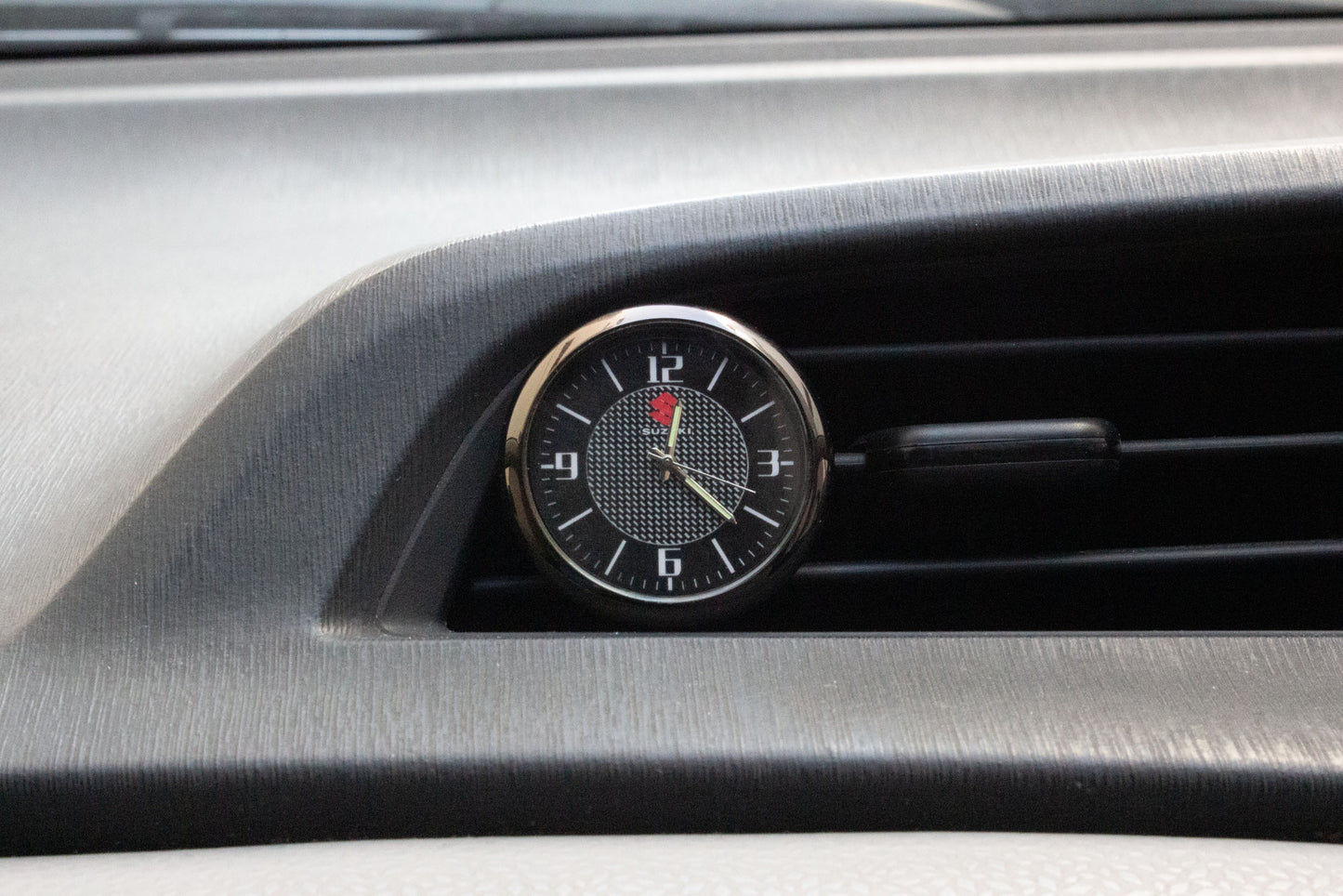 Suzuki Dashboard/AC Vent Clock